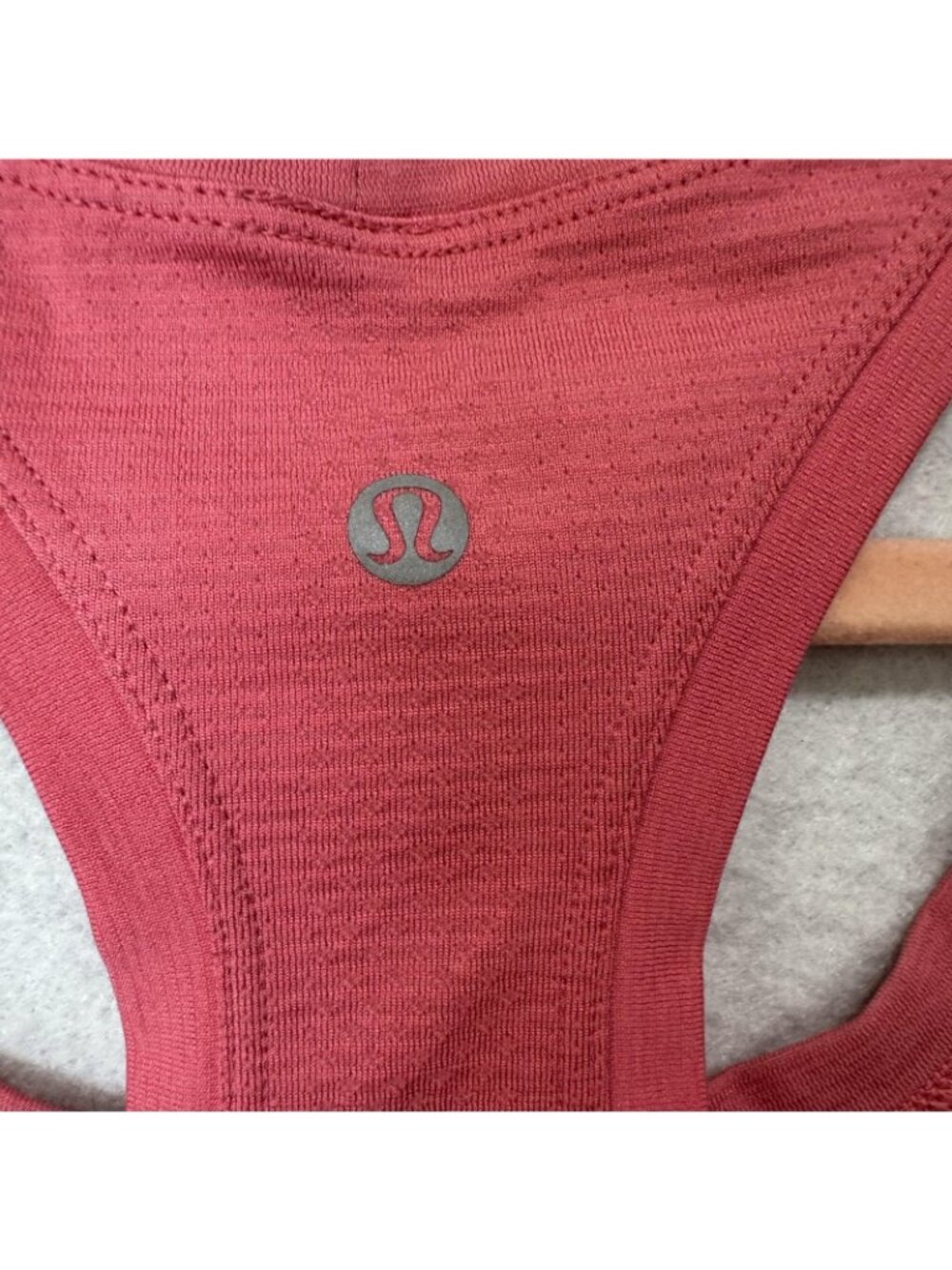 Lululemon Swiftly Tech Tank Top Womens 6 Pink Racerback Athletic Yoga Gym - Picture 5 of 6